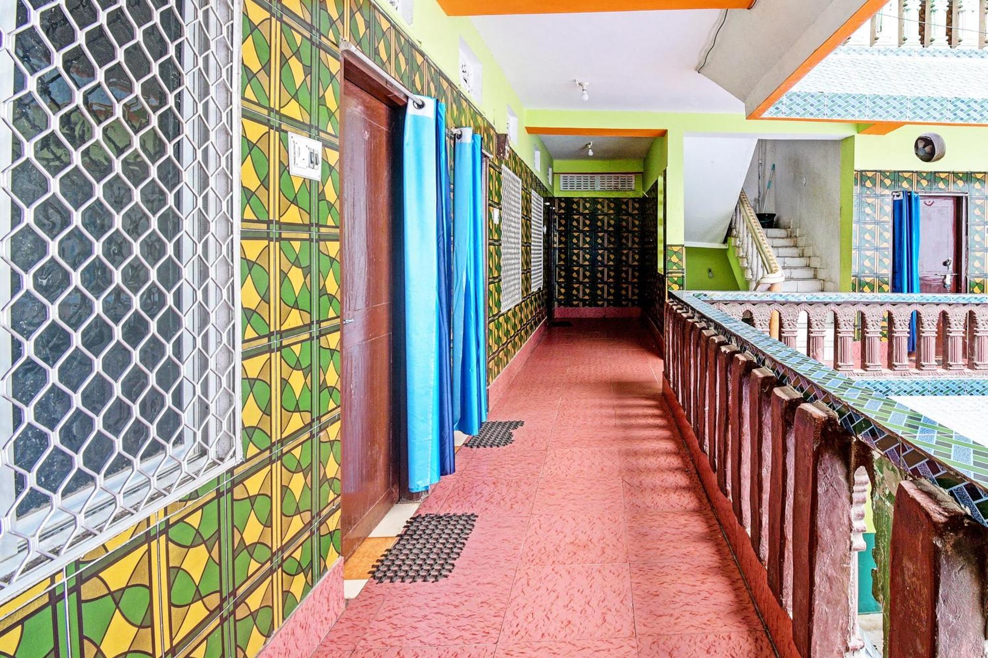 Hotel O Sri Ram Guest House プリ エクステリア 写真